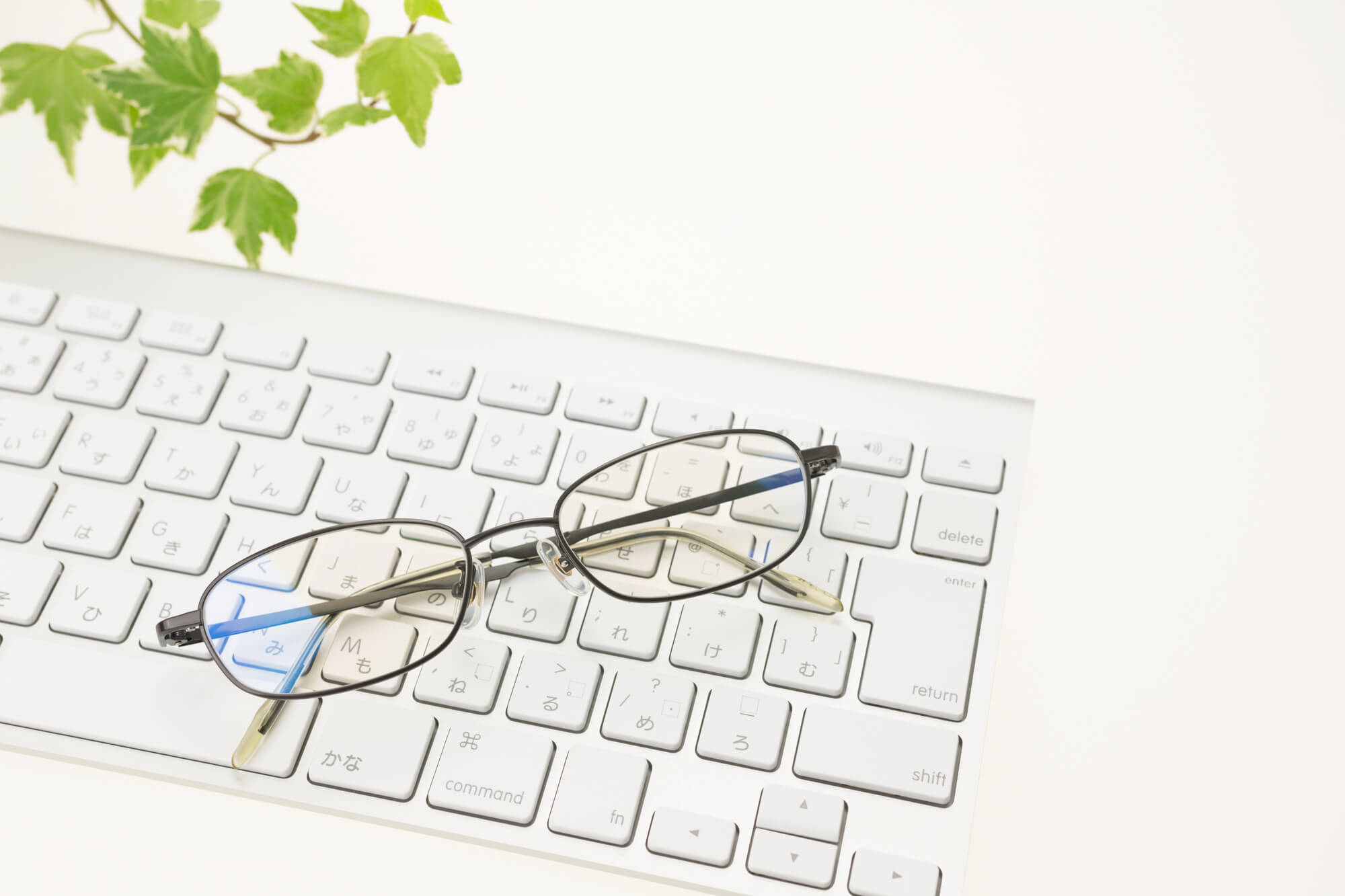 ブルーライトが心身に与える影響